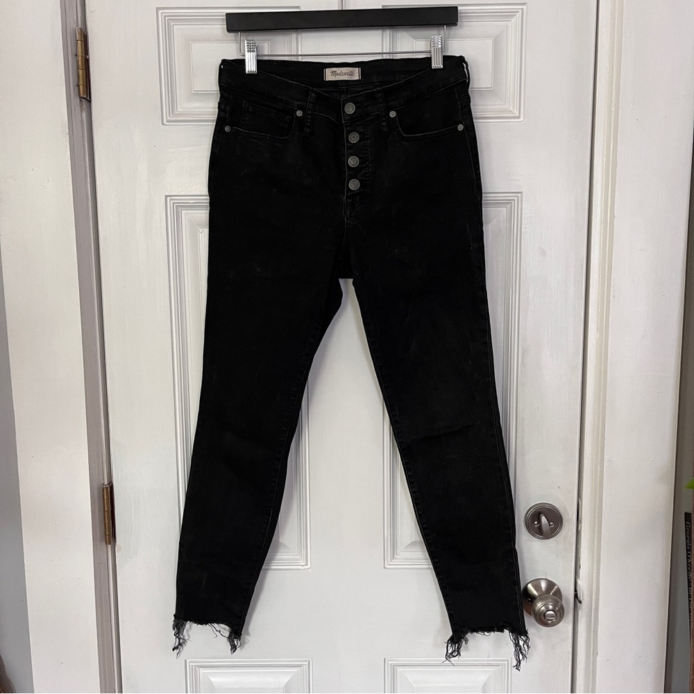 Madewell Black button front 9” high rise skinny jeans with distressed hem